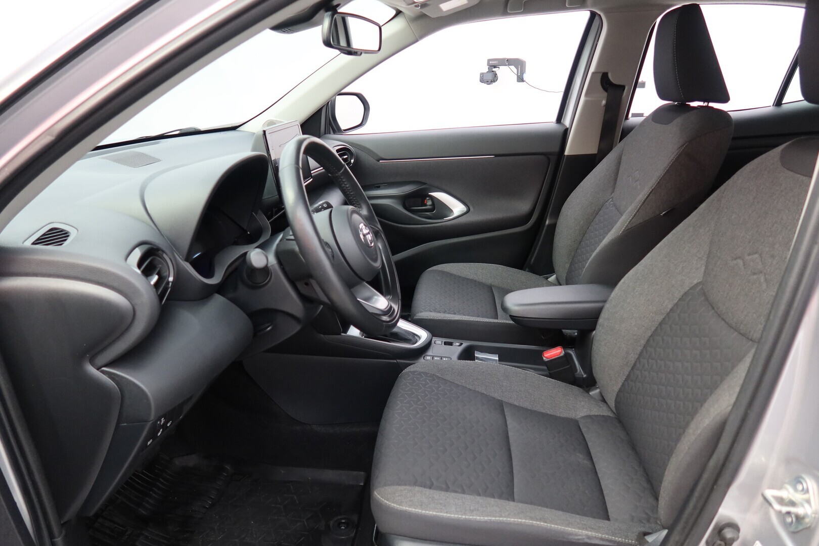 TOYOTA Yaris Cross 2024