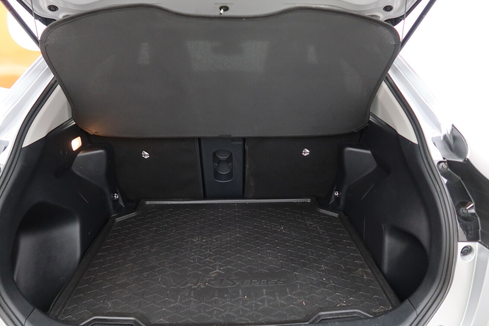 TOYOTA Yaris Cross 2024