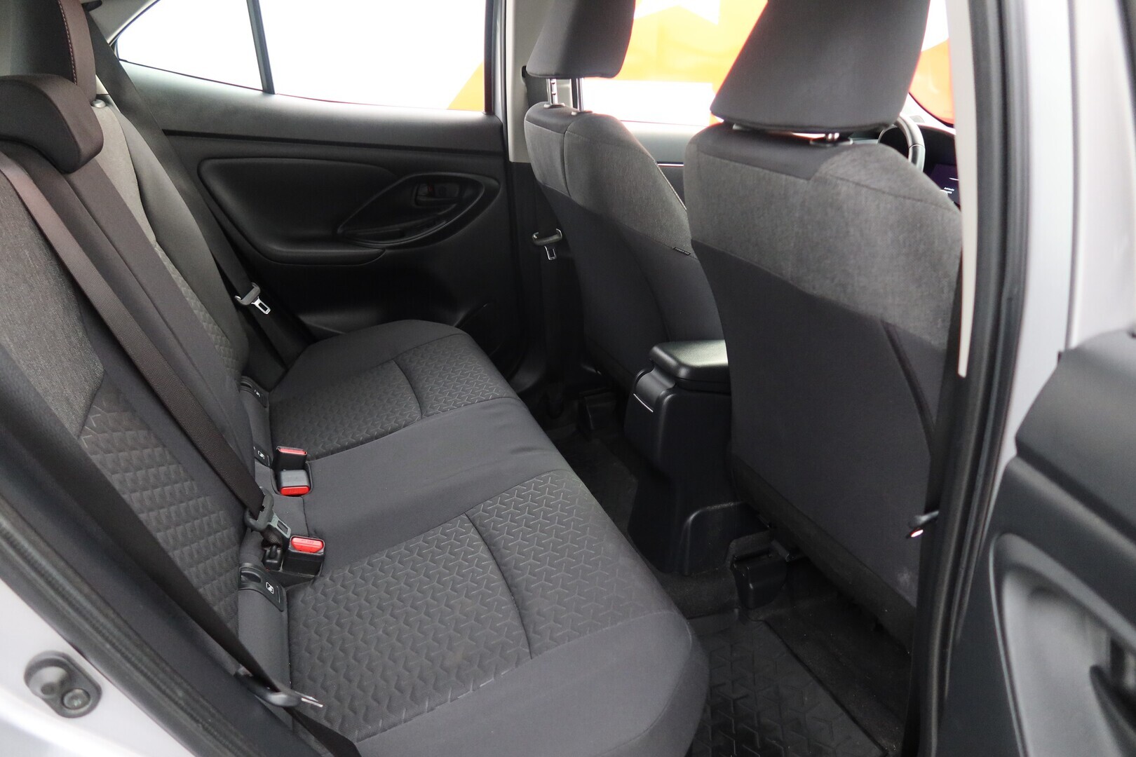 TOYOTA Yaris Cross 2024