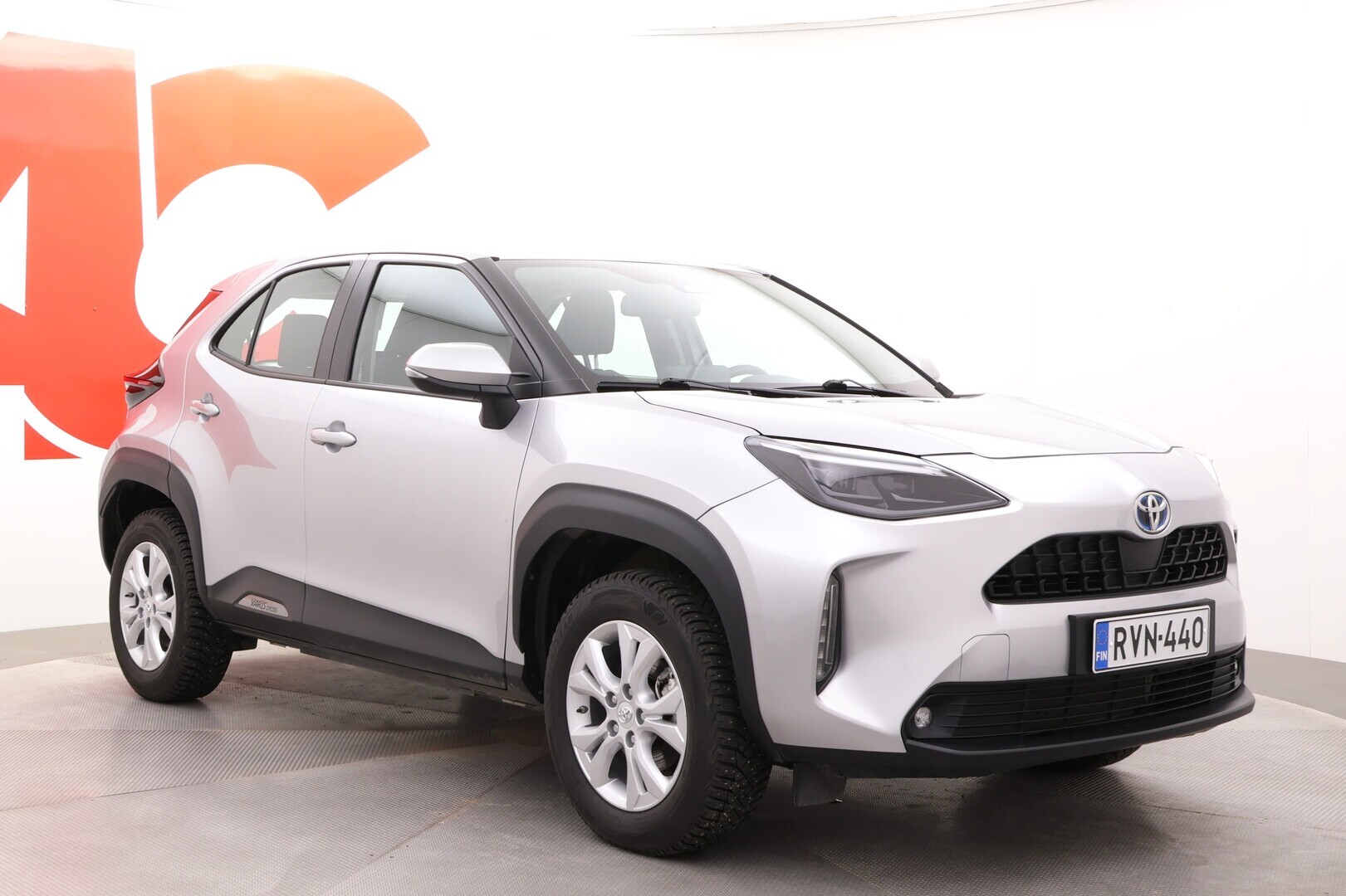 TOYOTA Yaris Cross 2024