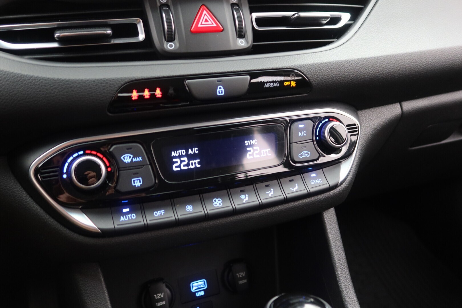 HYUNDAI i30 Hatchback 2022