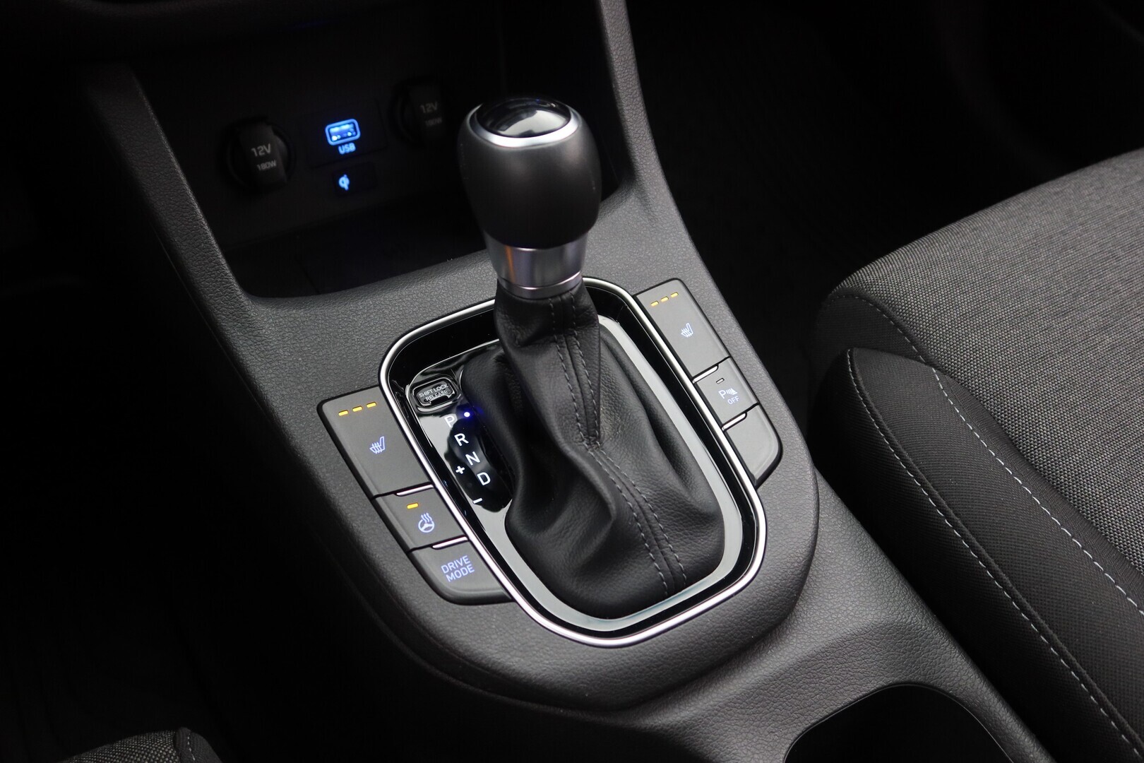 HYUNDAI i30 Hatchback 2022