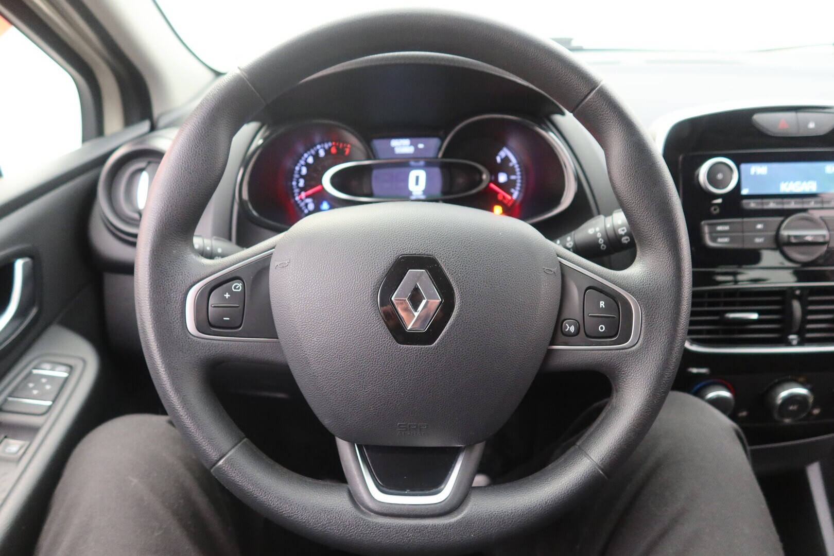 RENAULT Clio 2017