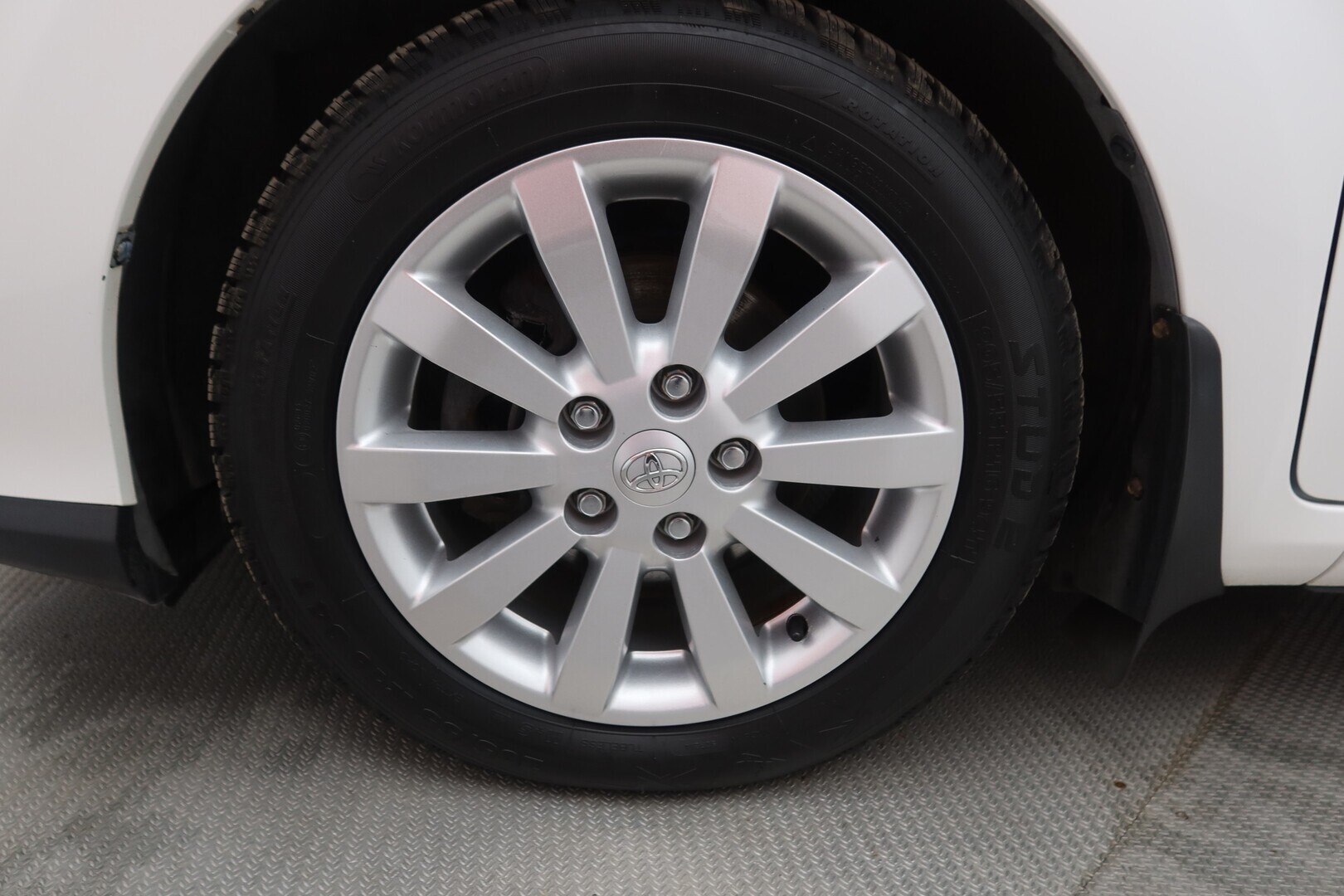 TOYOTA Auris 2010