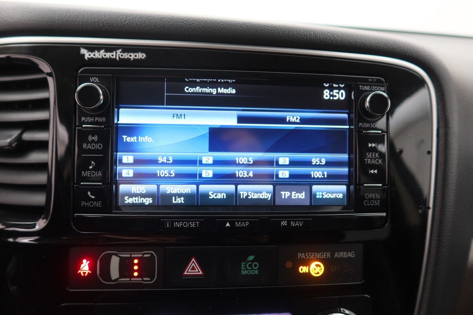 MITSUBISHI Outlander PHEV 2018