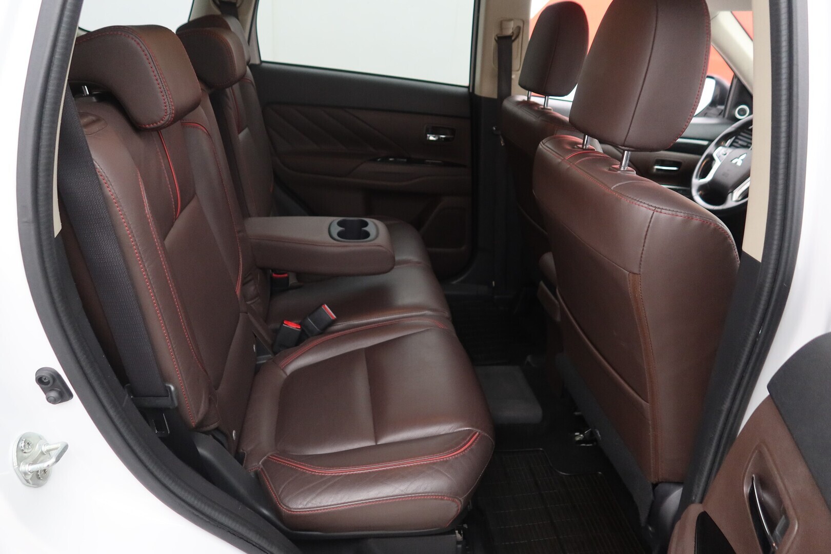 MITSUBISHI Outlander PHEV 2018