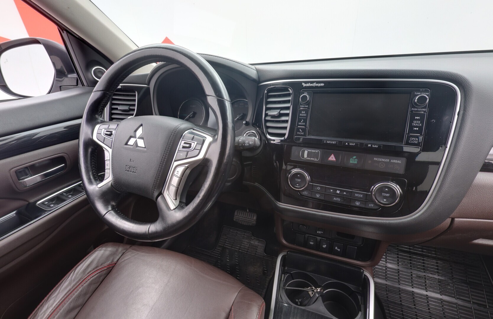 MITSUBISHI Outlander PHEV 2018