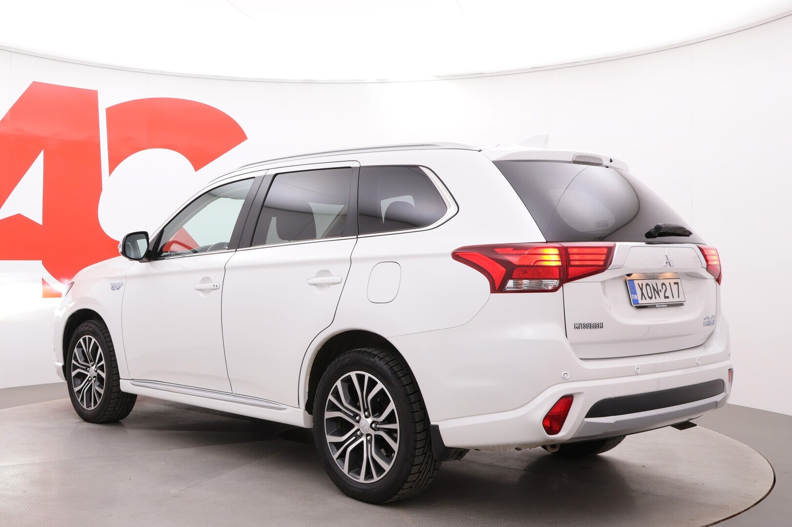 MITSUBISHI Outlander PHEV 2018