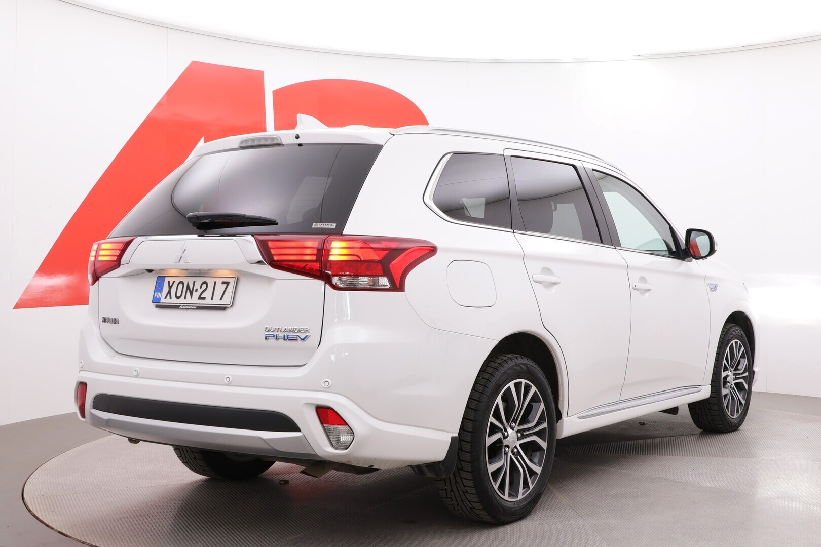 MITSUBISHI Outlander PHEV 2018
