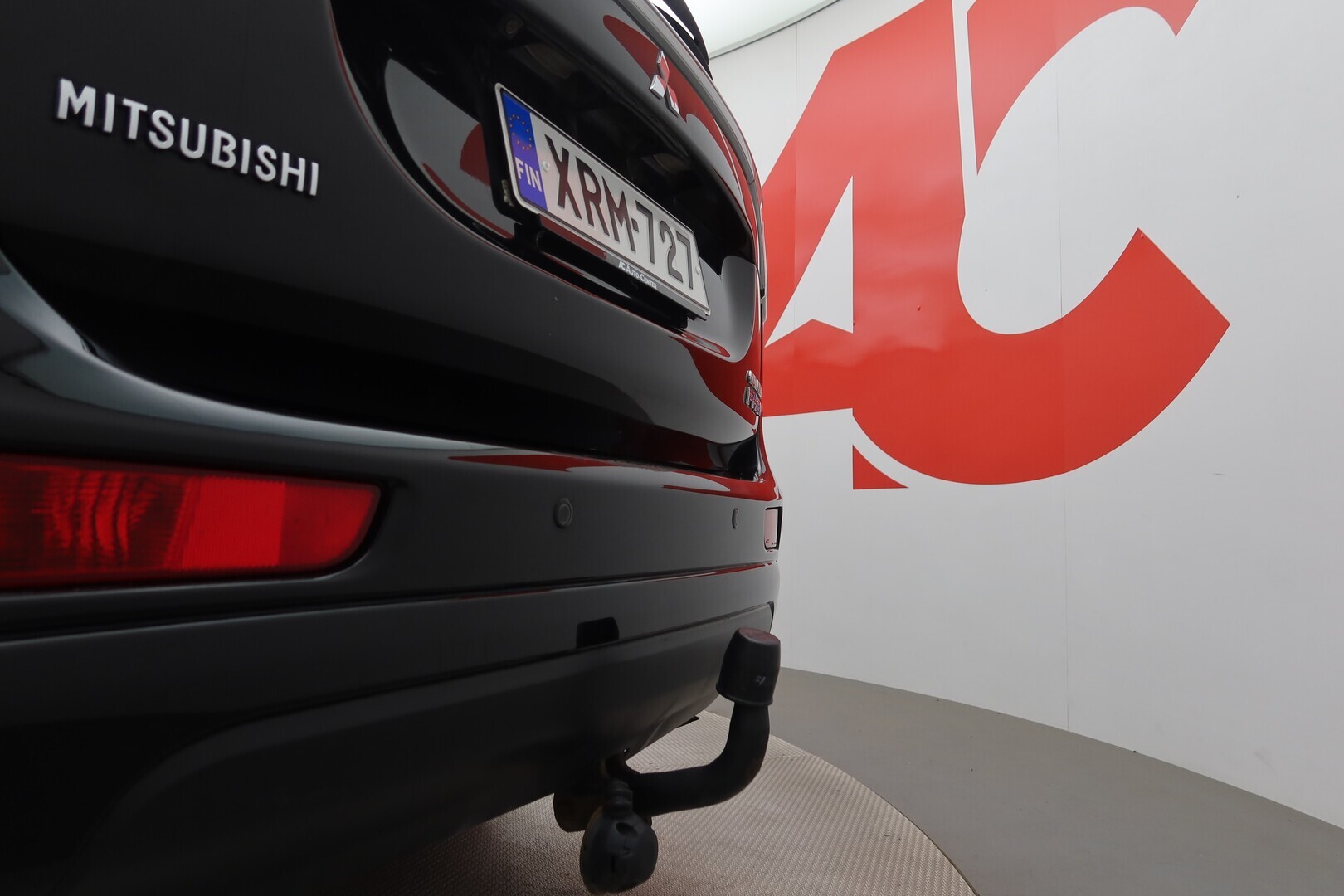 MITSUBISHI Outlander PHEV 2014