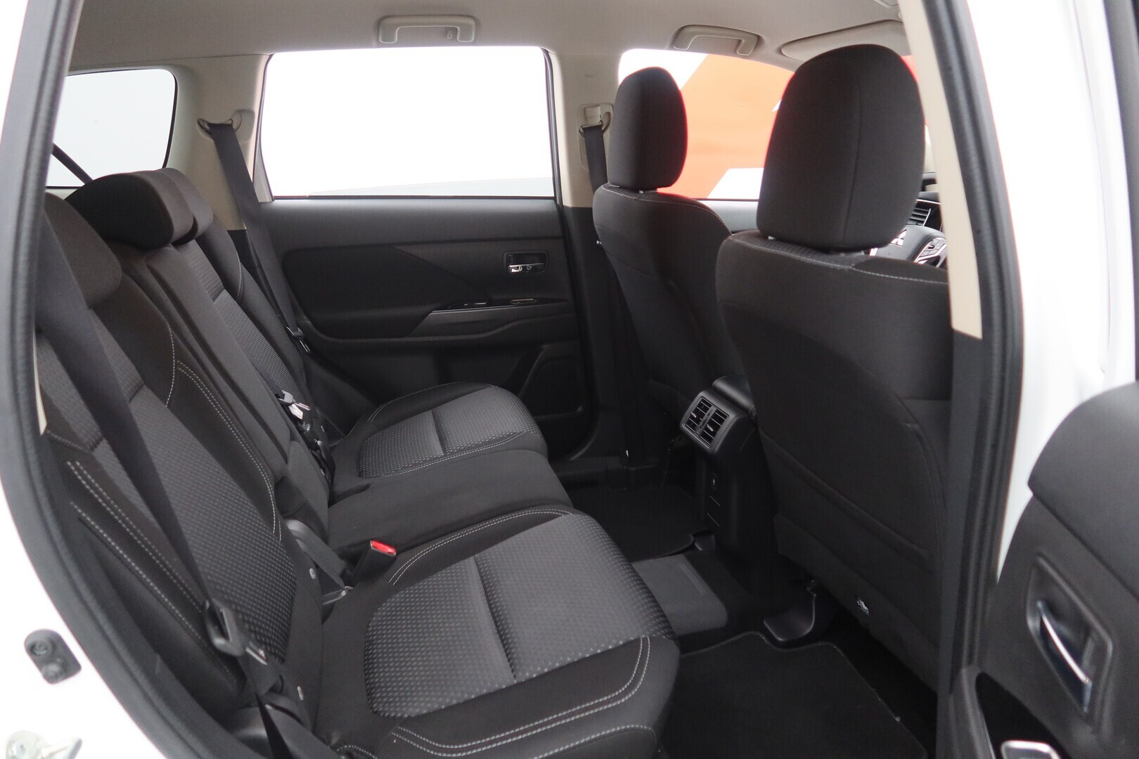 MITSUBISHI Outlander PHEV 2020