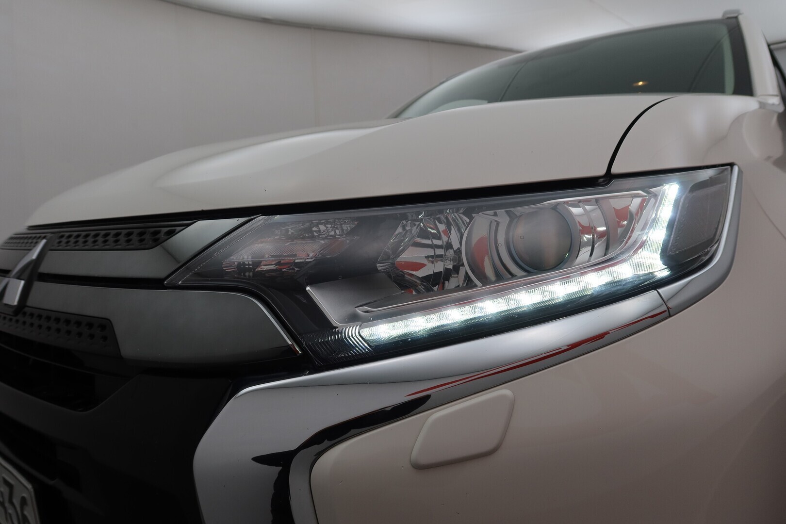 MITSUBISHI Outlander PHEV 2020