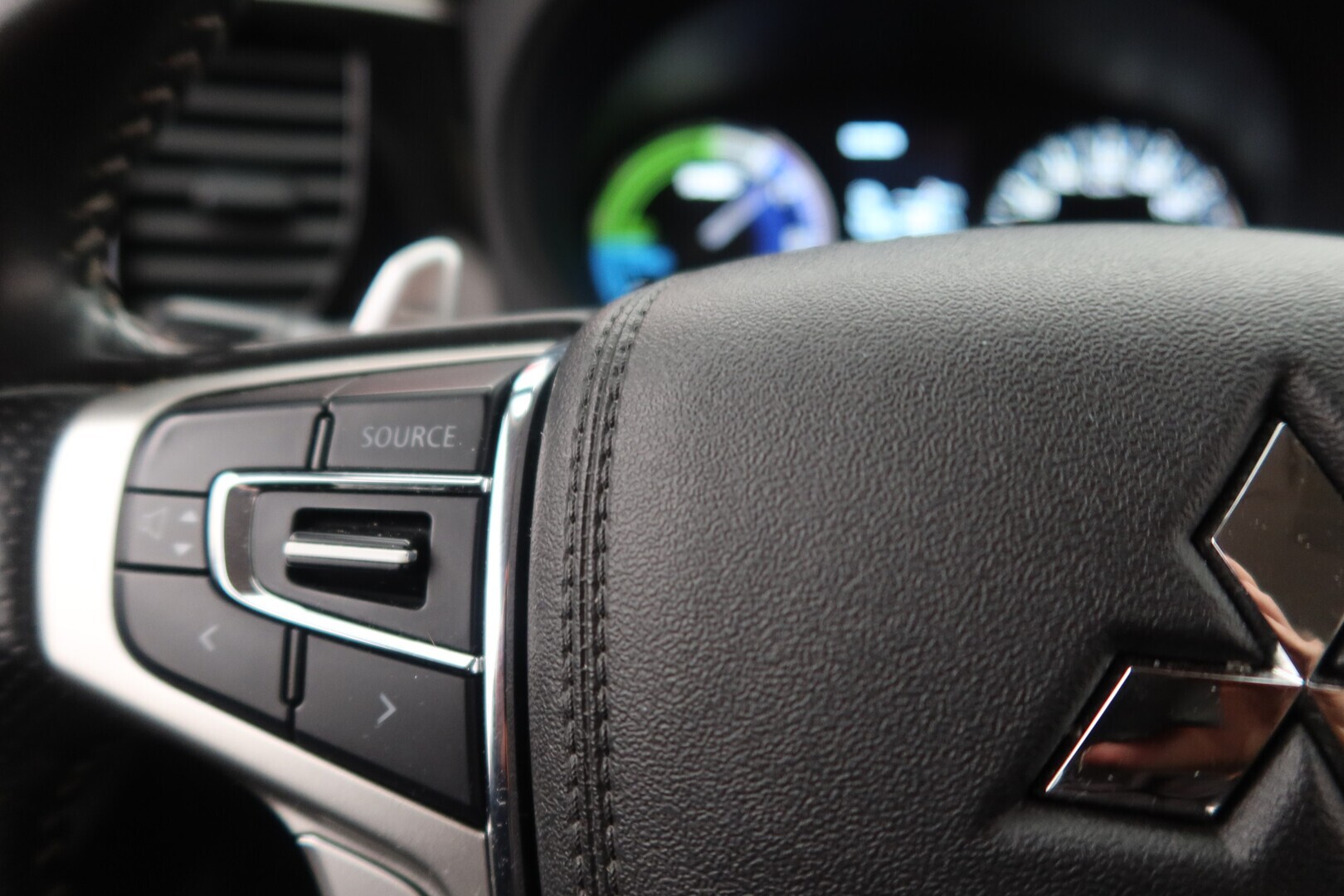 MITSUBISHI Outlander PHEV 2020