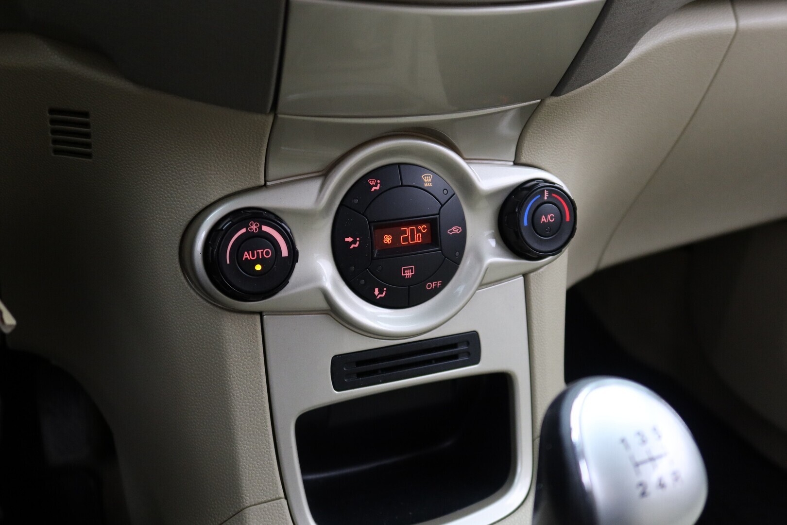 FORD Fiesta 2009