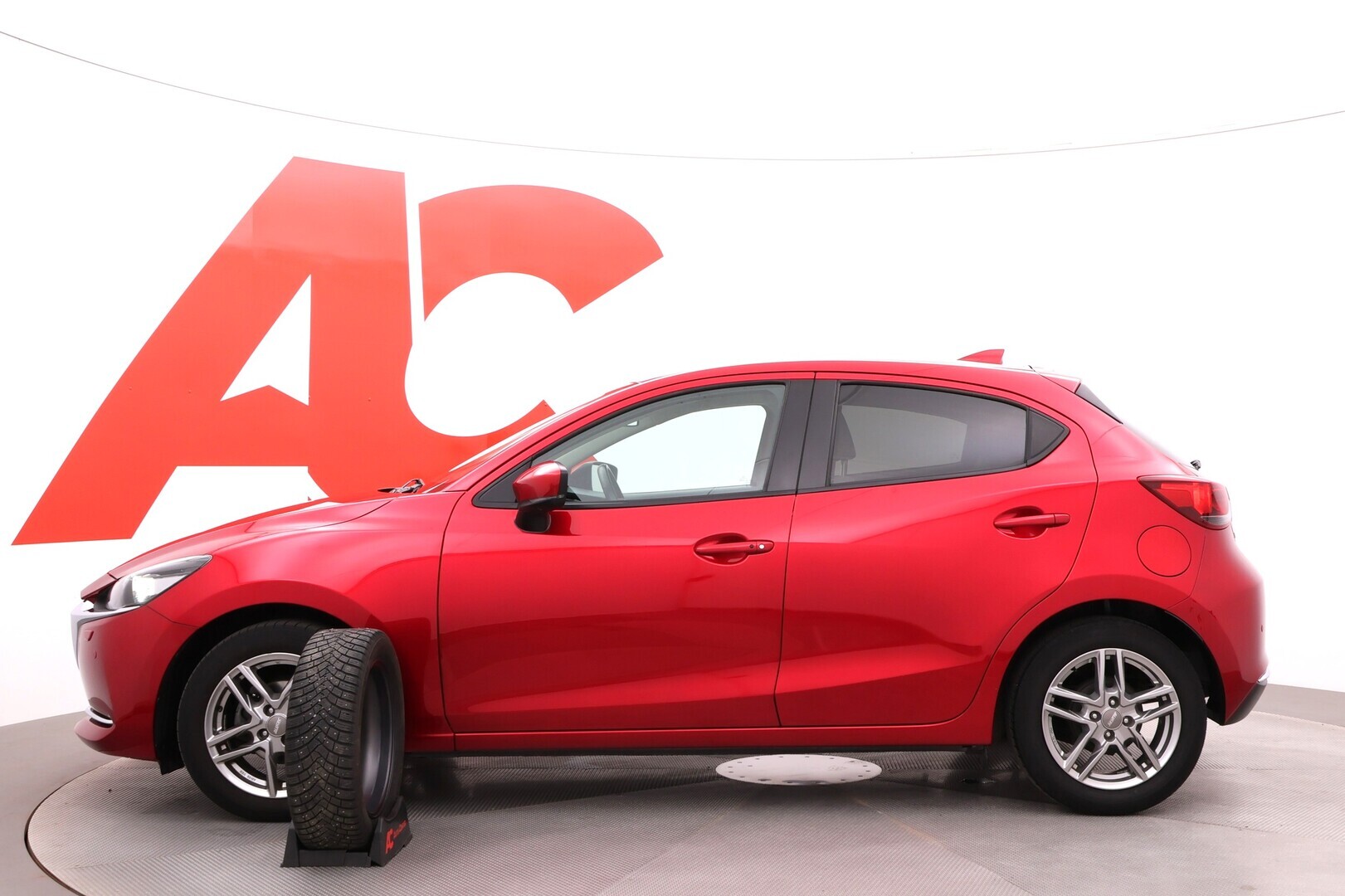 MAZDA 2 2020