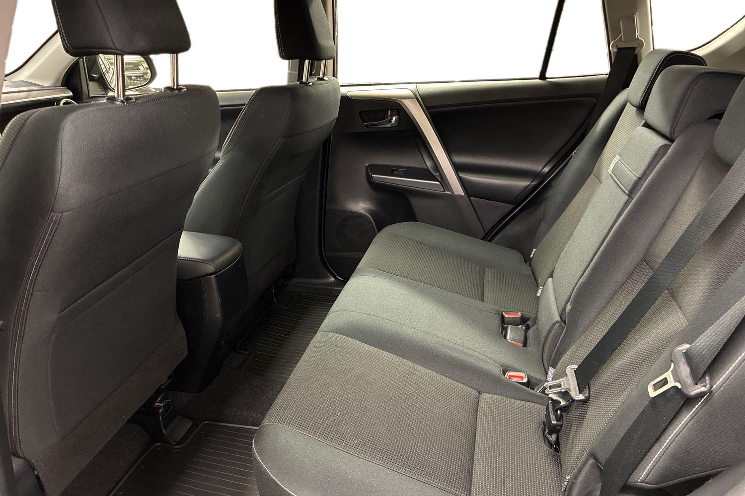 Toyota RAV4 2016