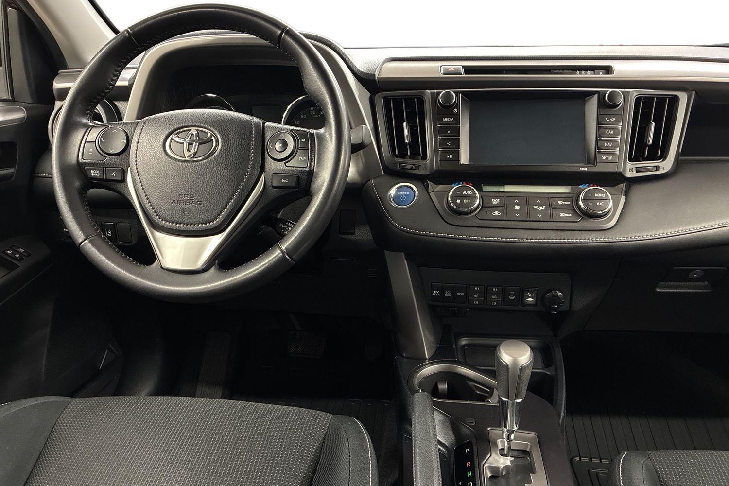 Toyota RAV4 2016