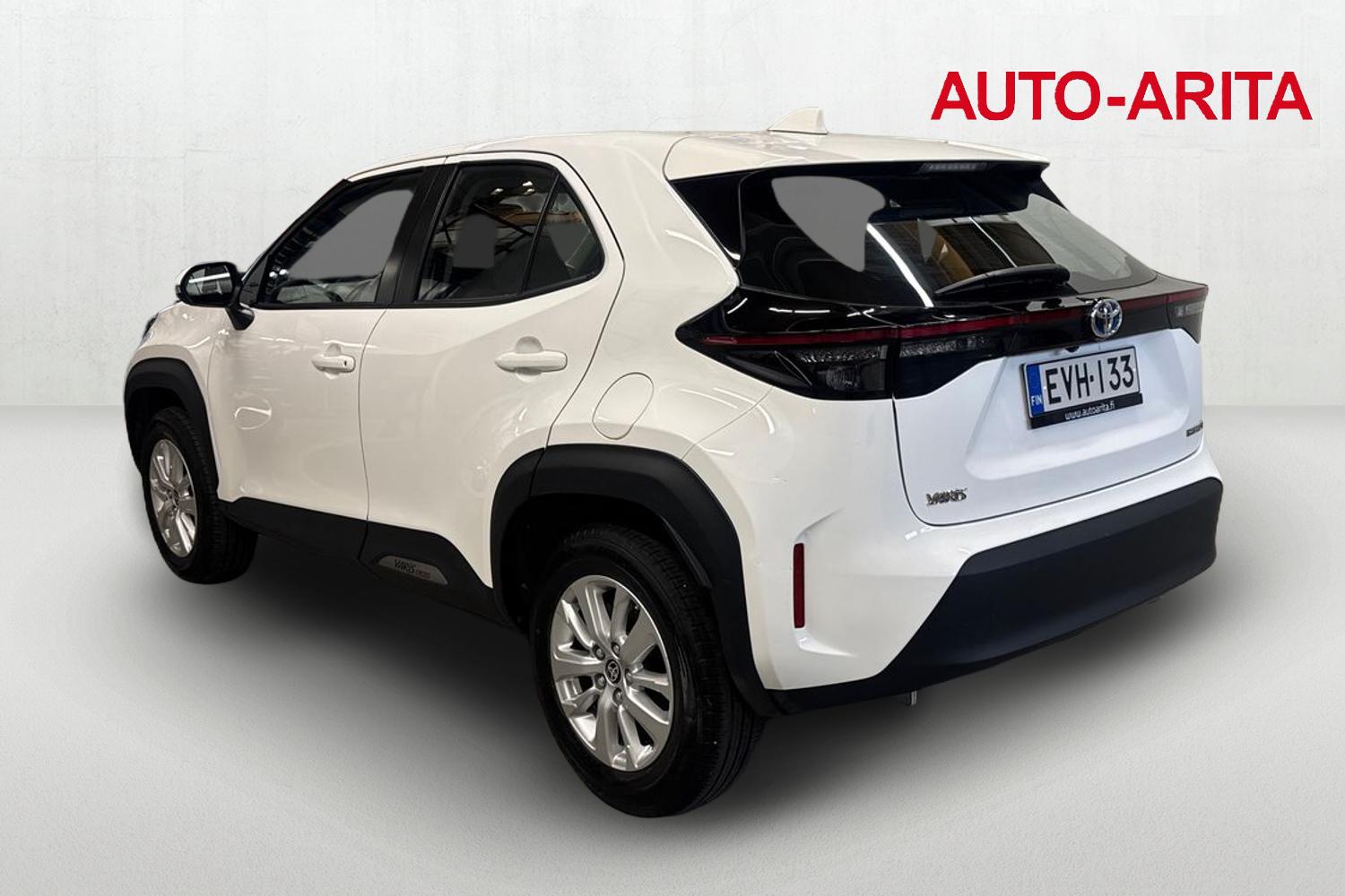 TOYOTA Yaris Cross 2024