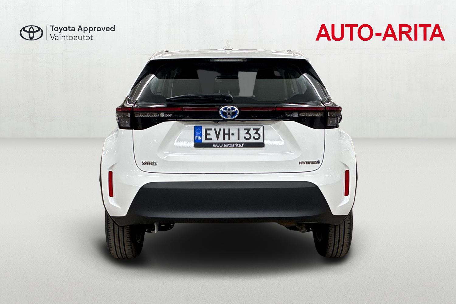 TOYOTA Yaris Cross 2024