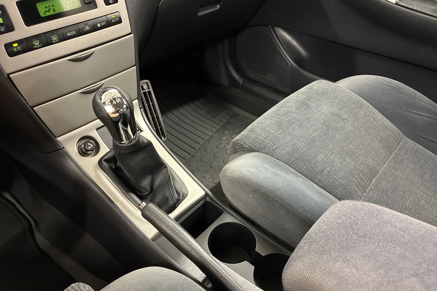 Toyota Corolla 2004