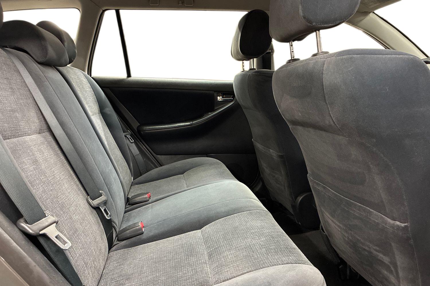 Toyota Corolla 2004