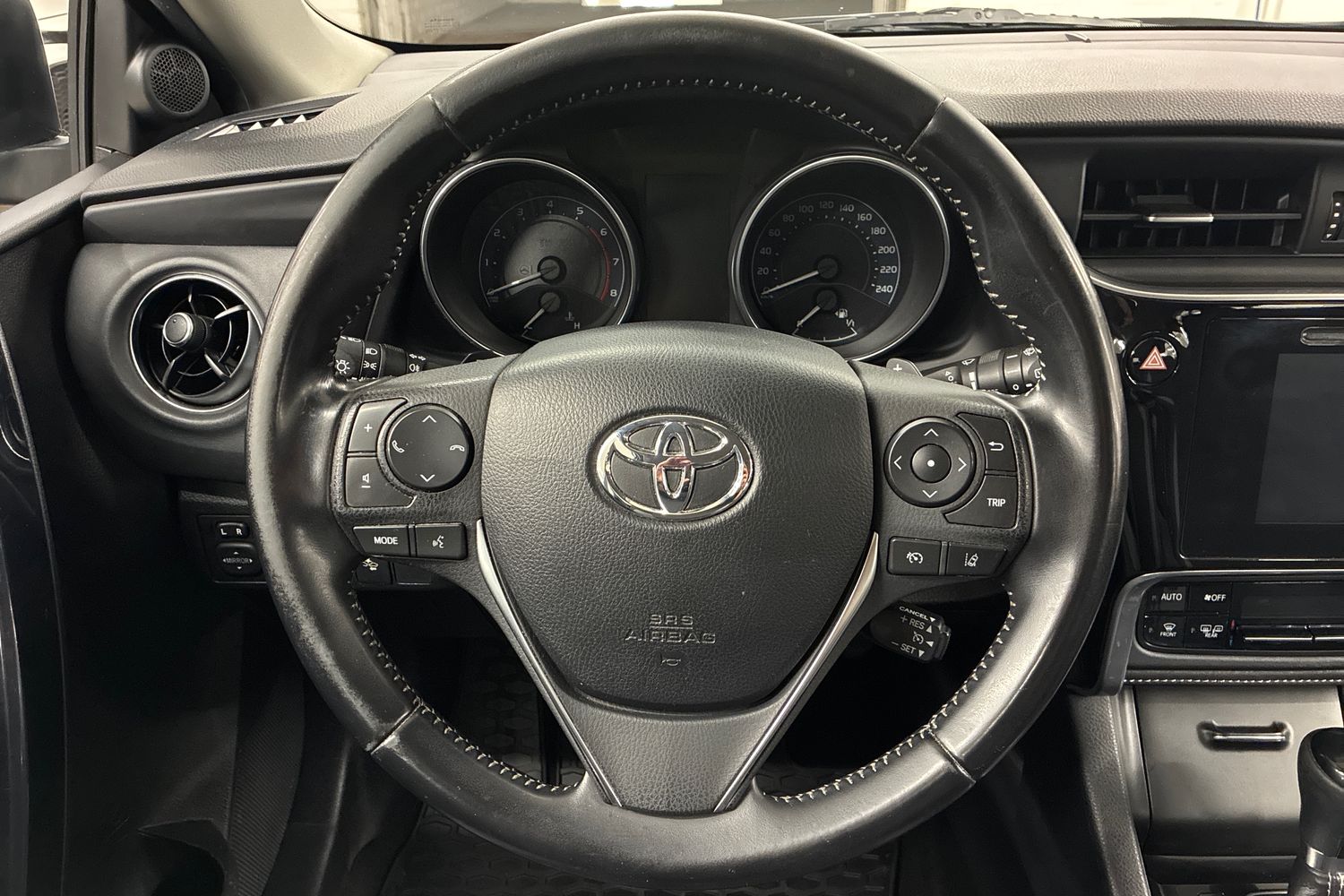 Toyota Auris 2017