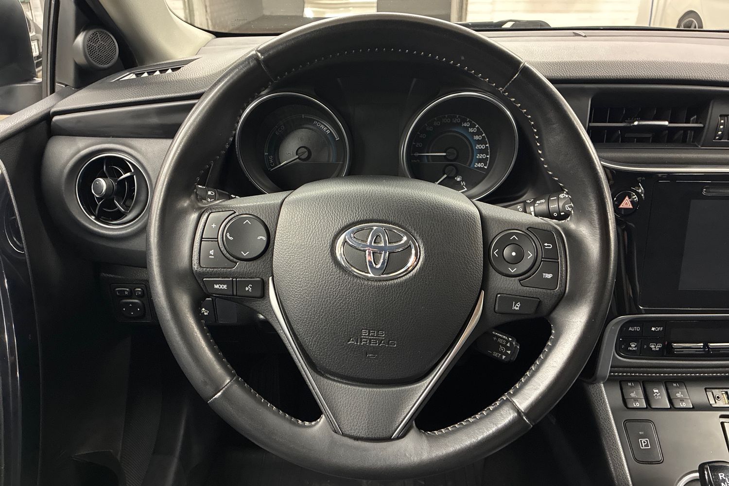 Toyota Auris 2016