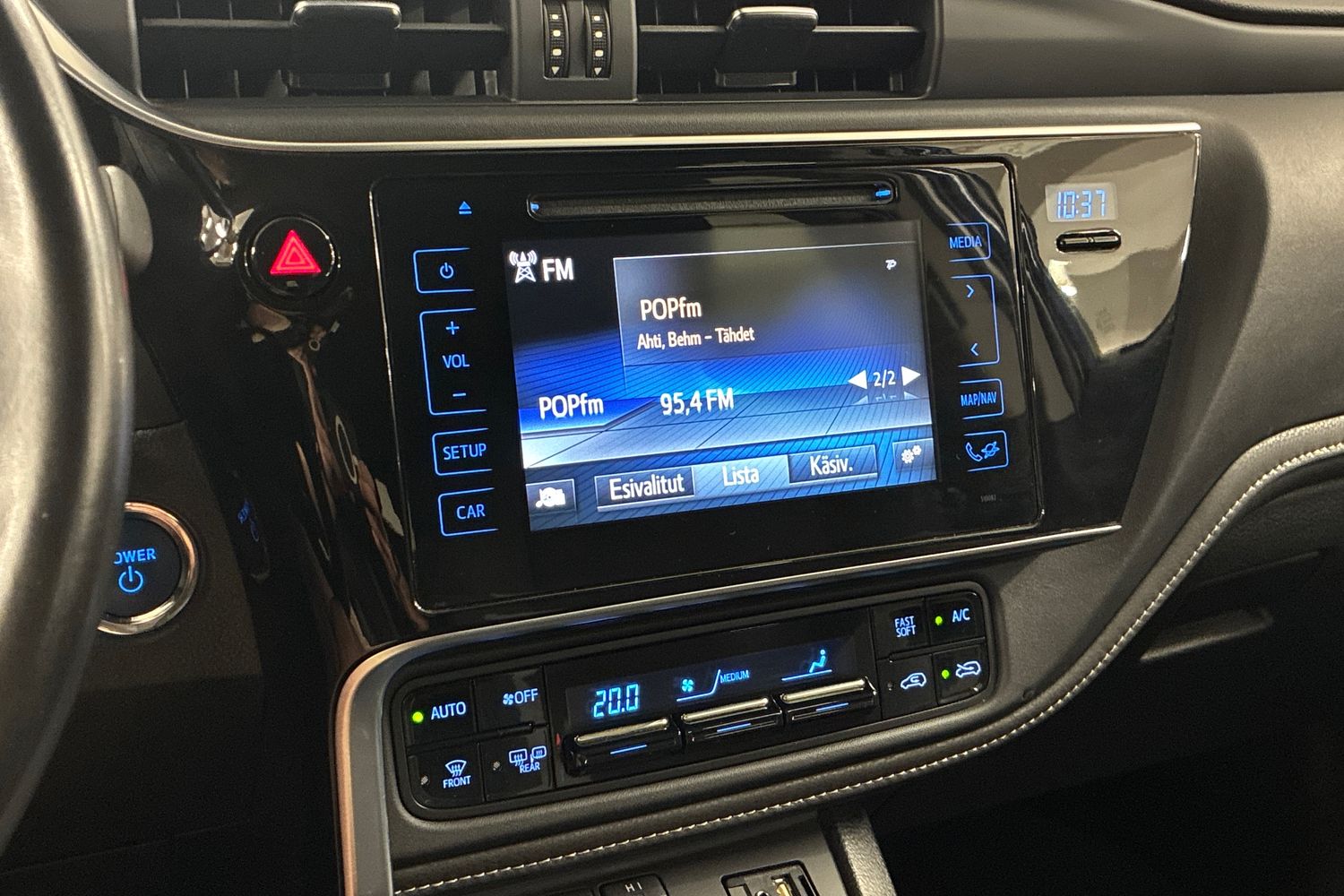 Toyota Auris 2016