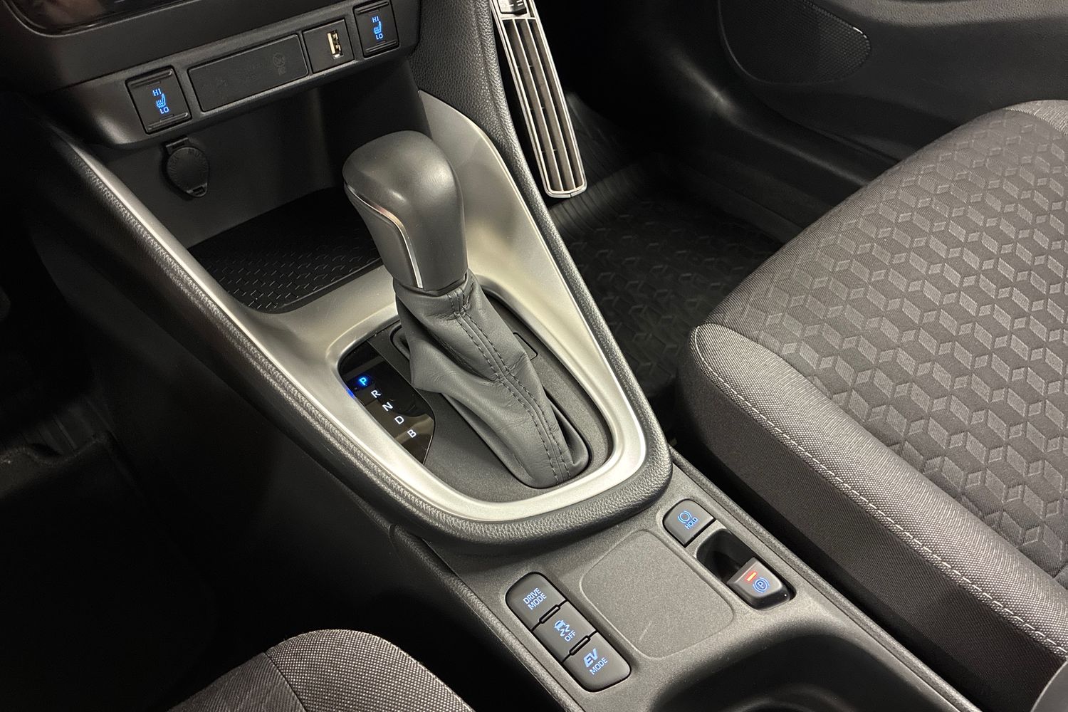 Toyota Yaris 2023