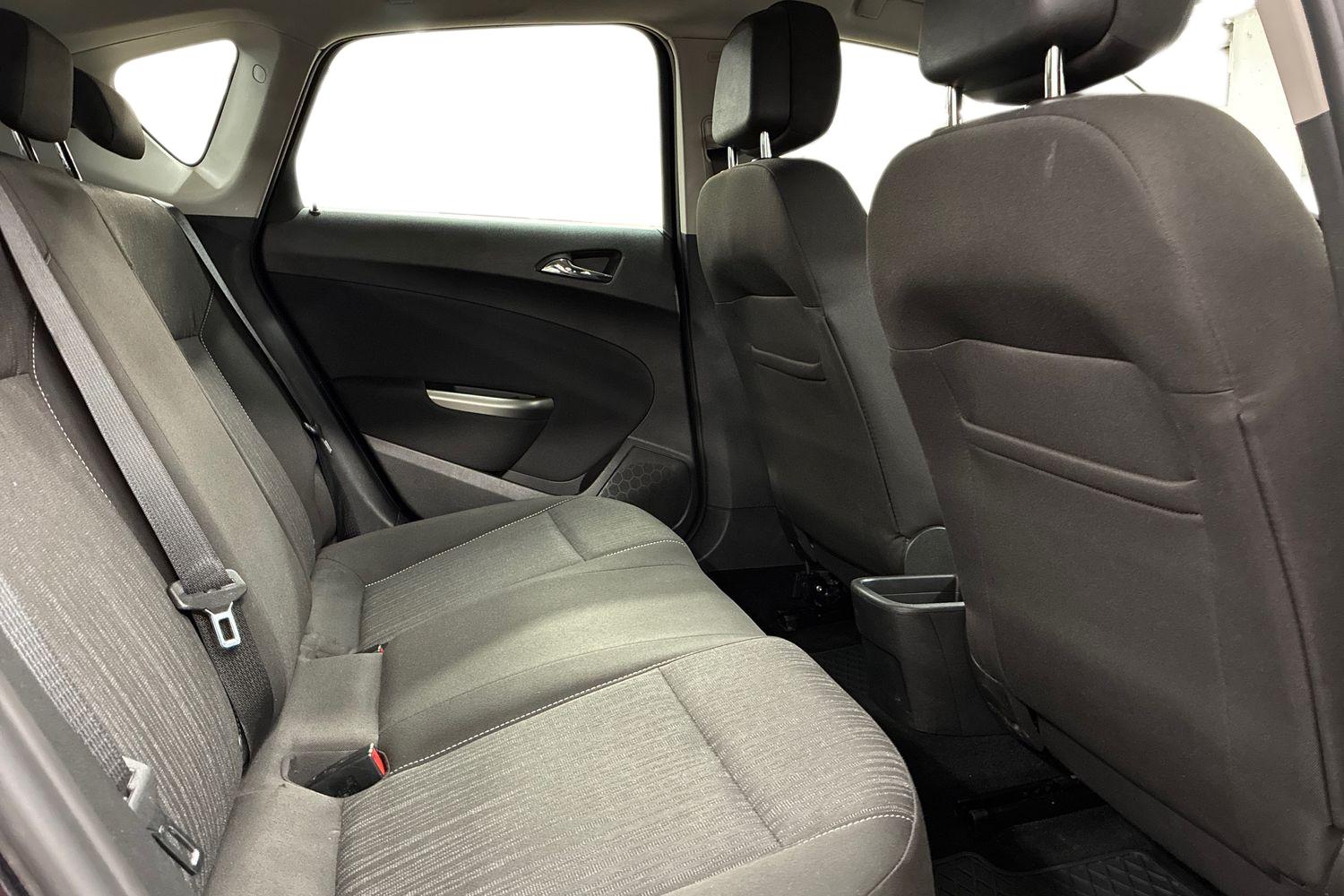 Opel Astra 2012