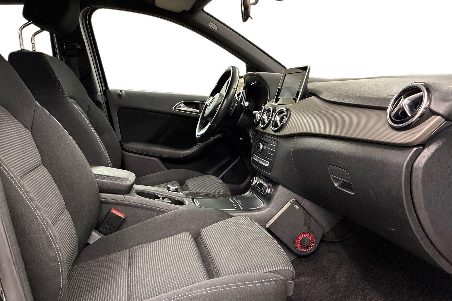 Mercedes-Benz B 2016
