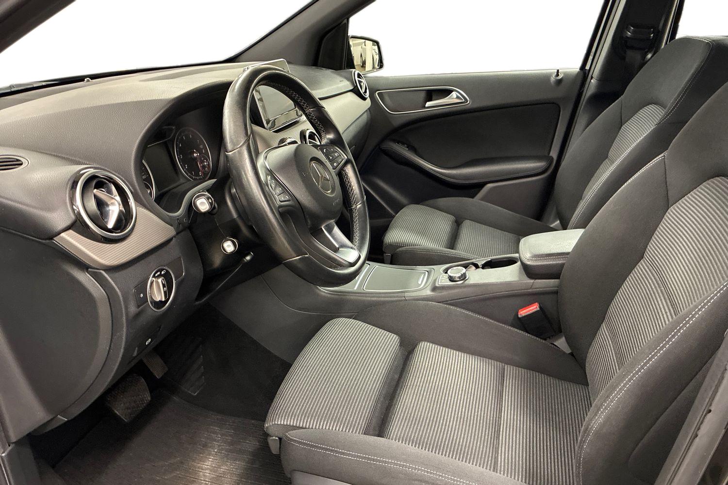 Mercedes-Benz B 2016