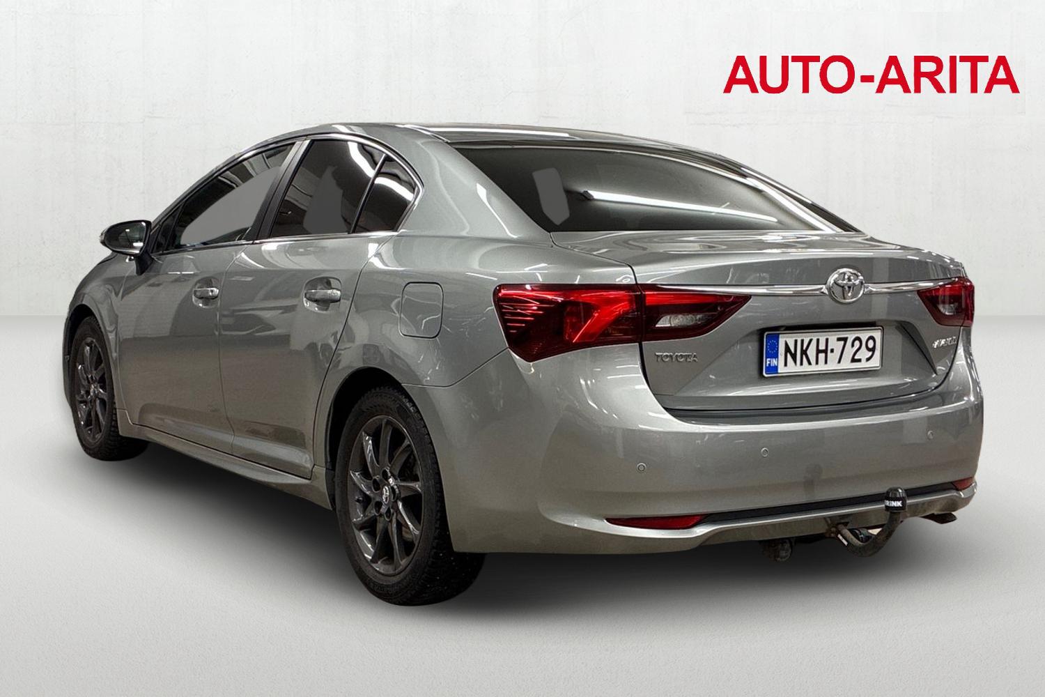 Toyota Avensis 2016