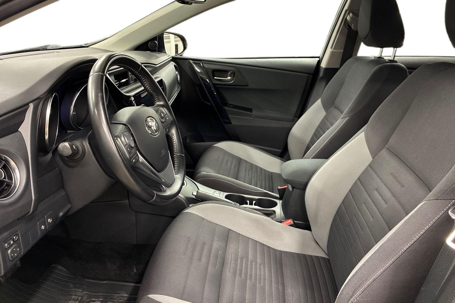 Toyota Auris 2017