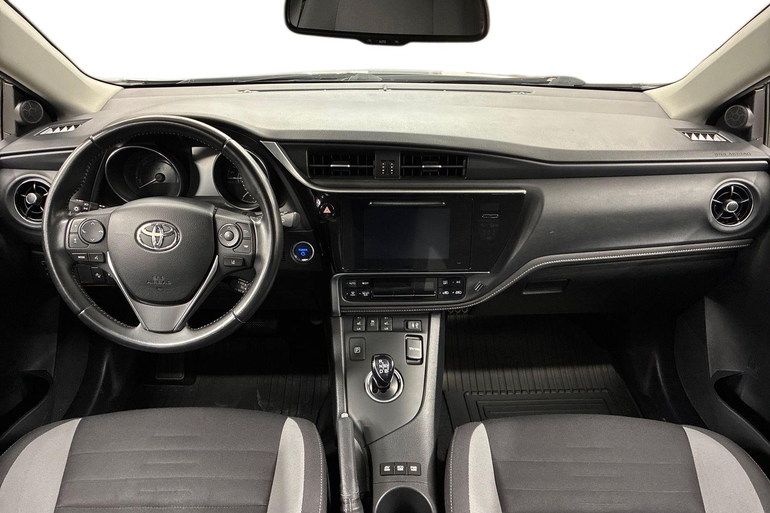 Toyota Auris 2017