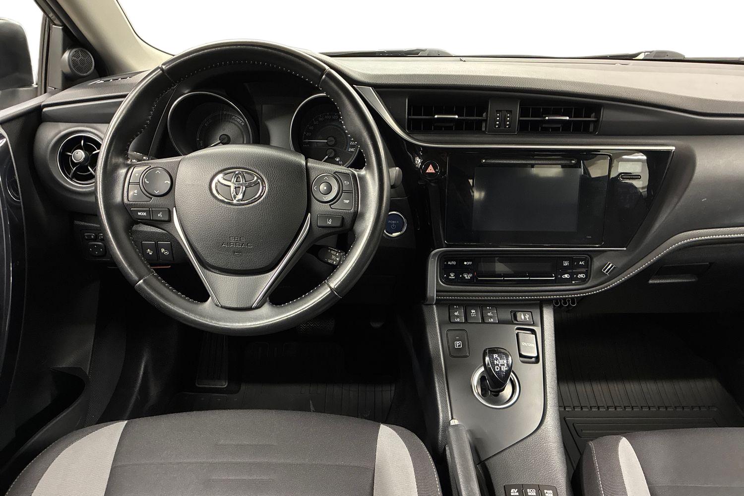 Toyota Auris 2017