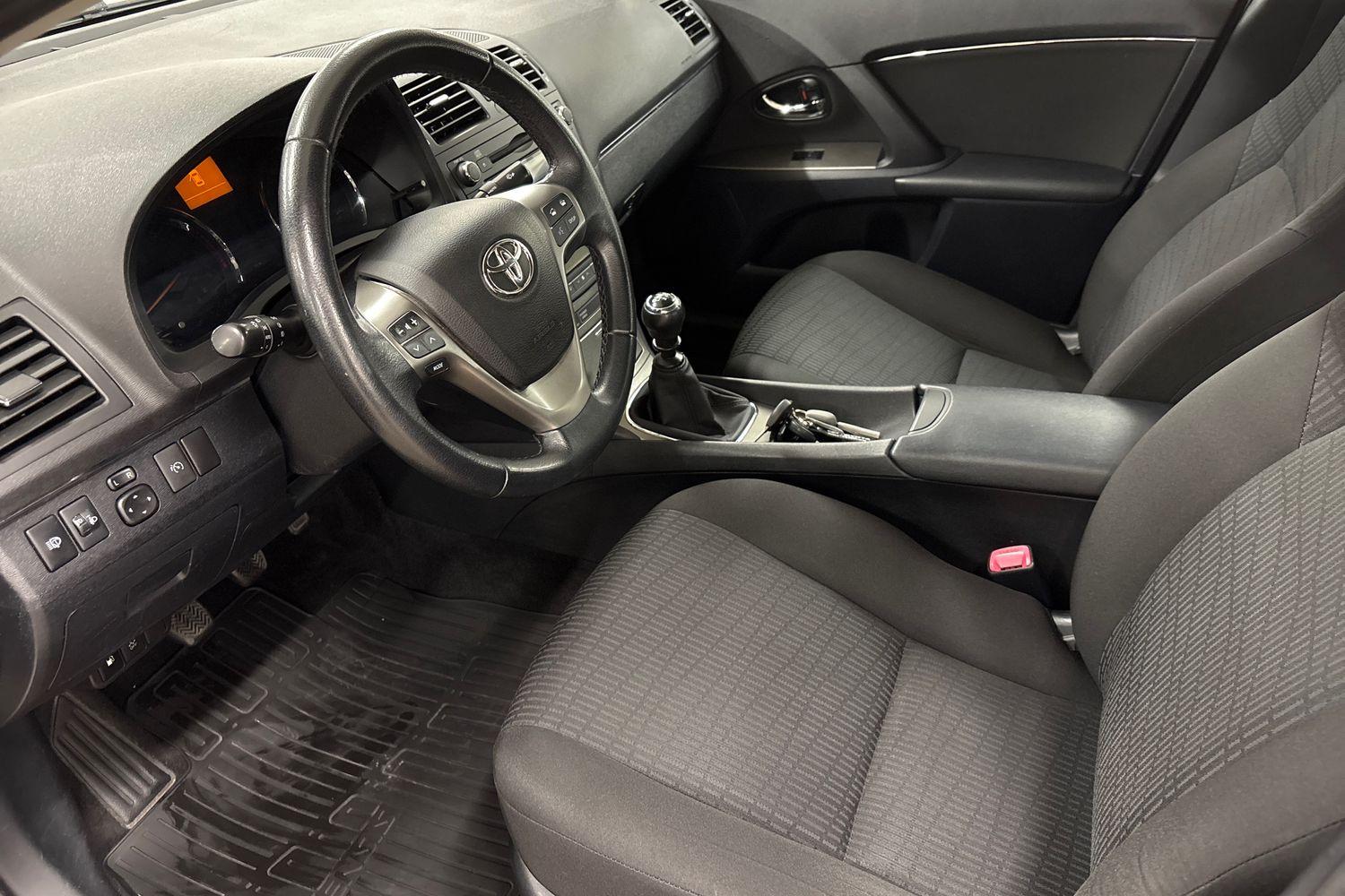 Toyota Avensis 2009