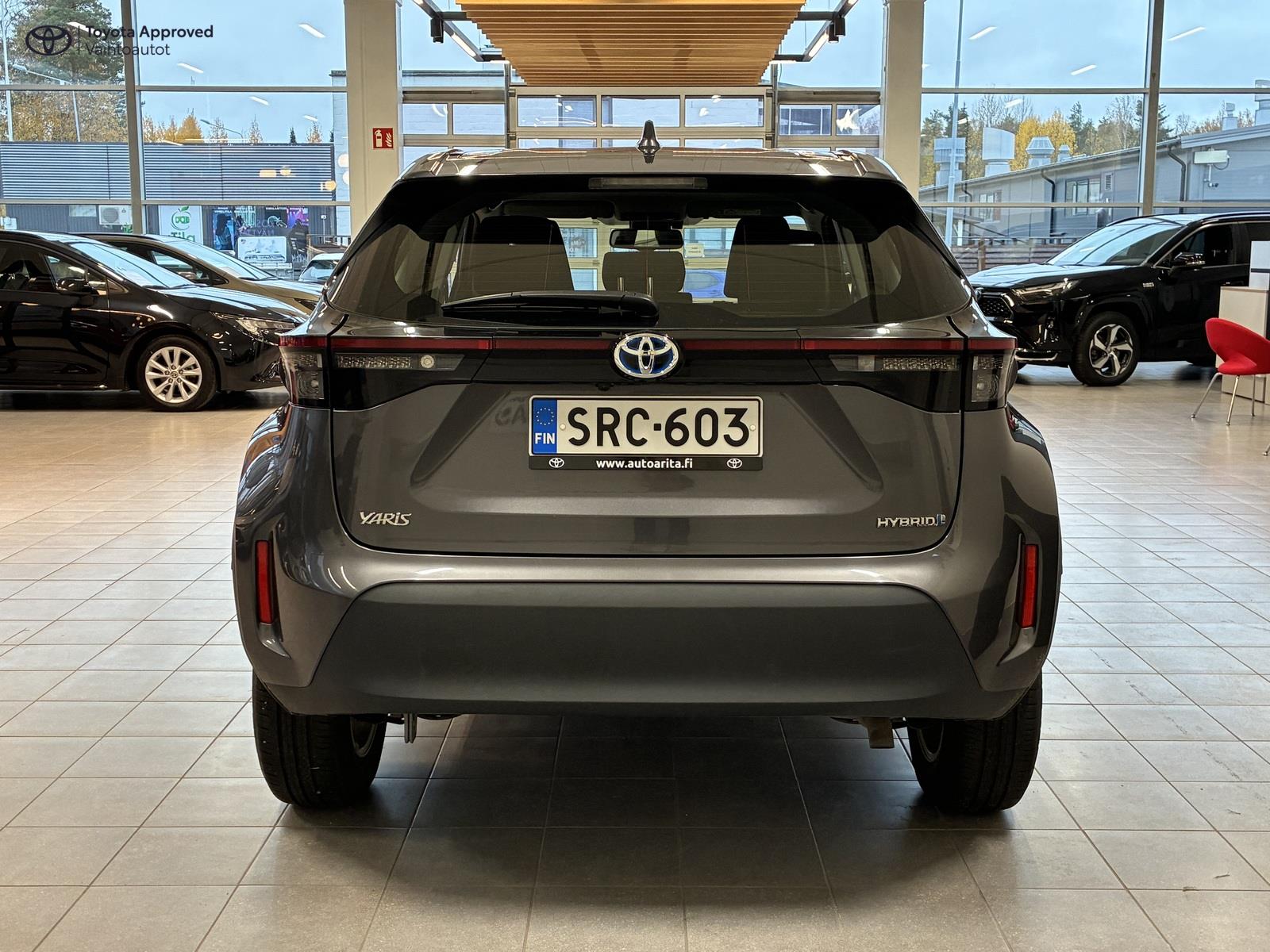 Toyota Yaris Cross 2024