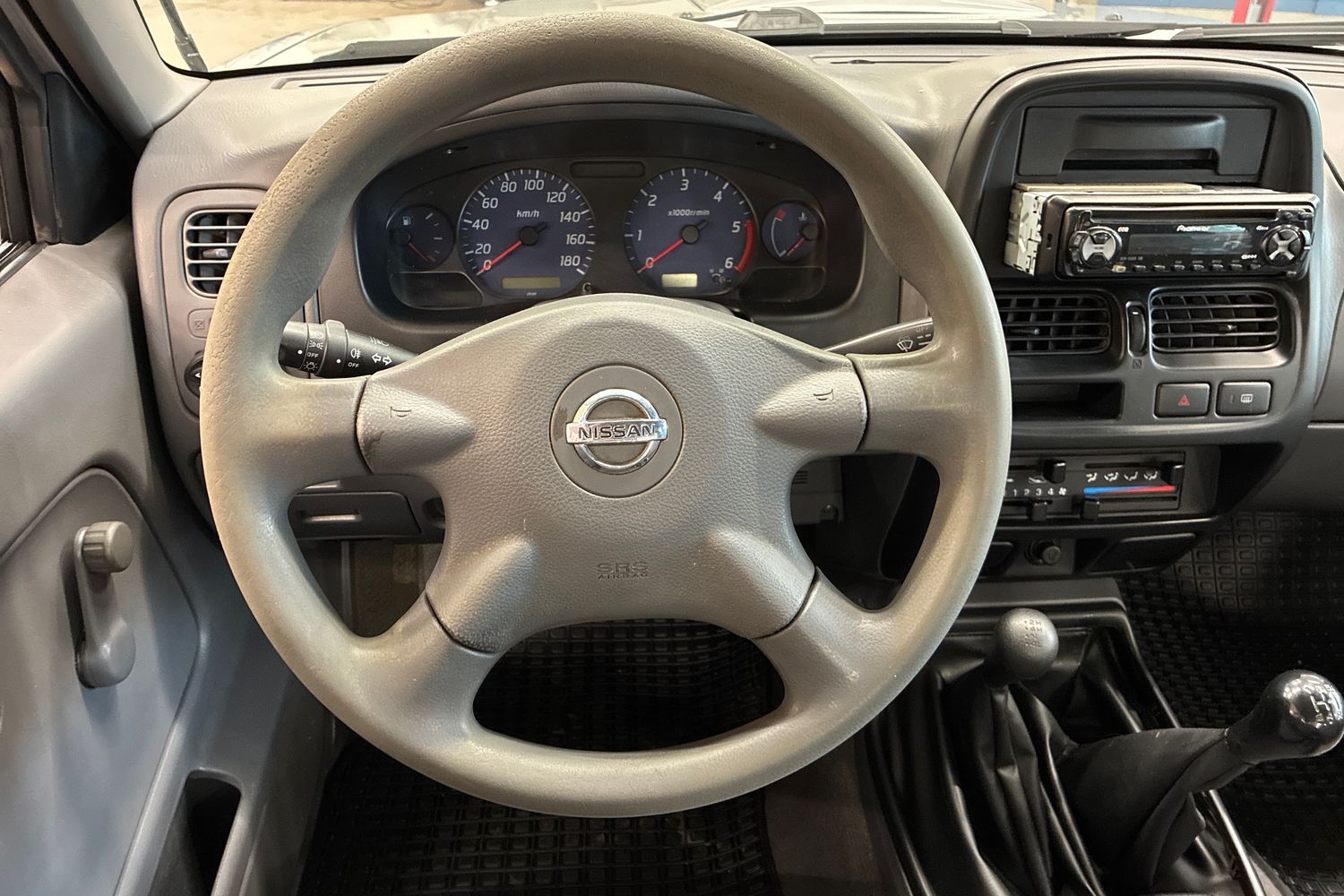 Nissan Pick-up 2004