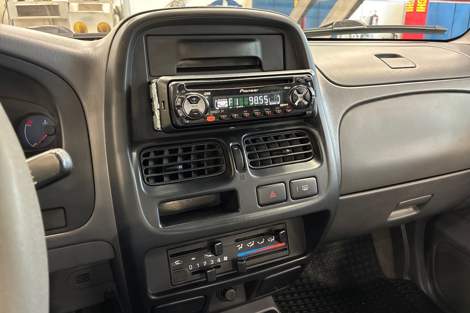 Nissan Pick-up 2004