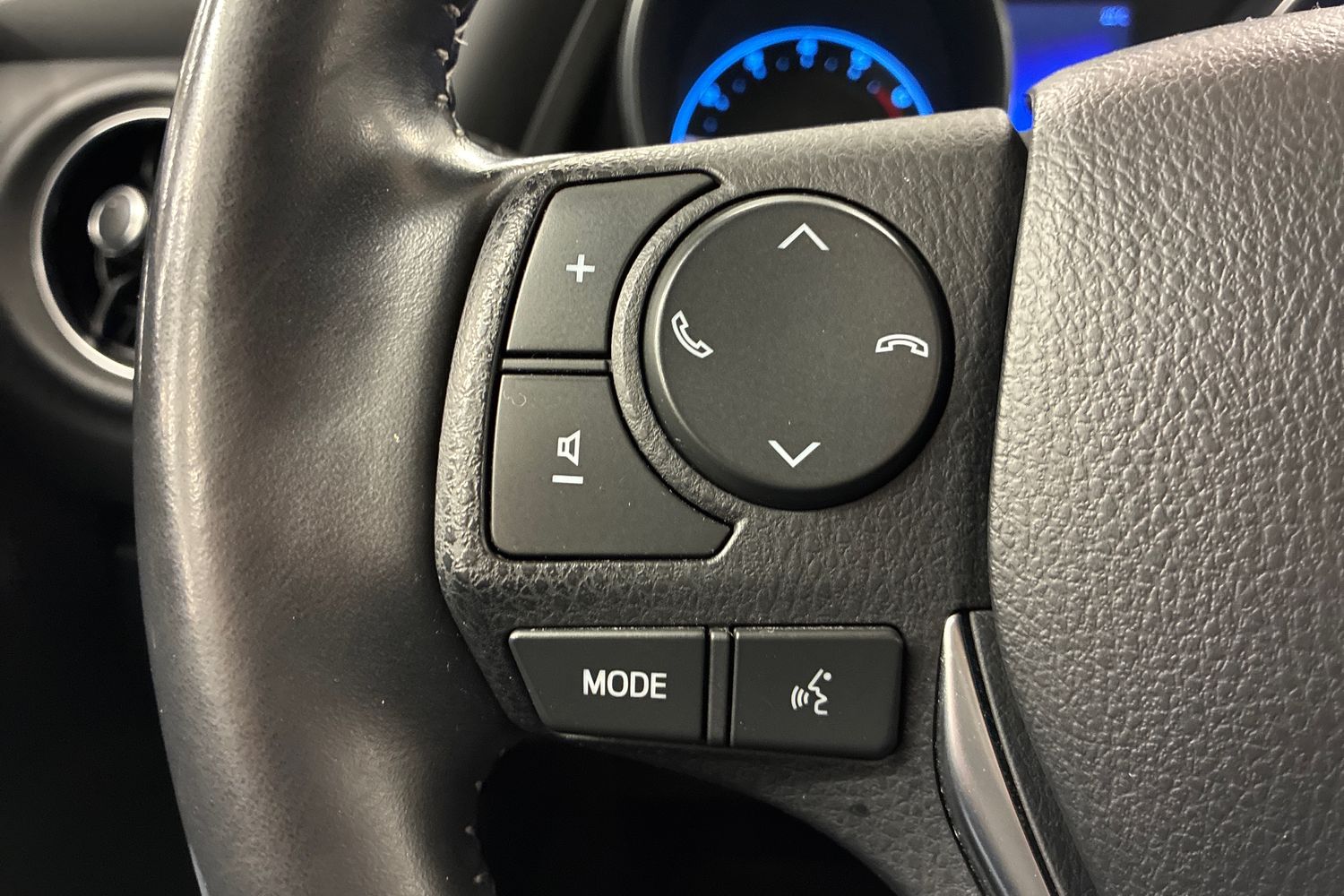 Toyota Auris 2016