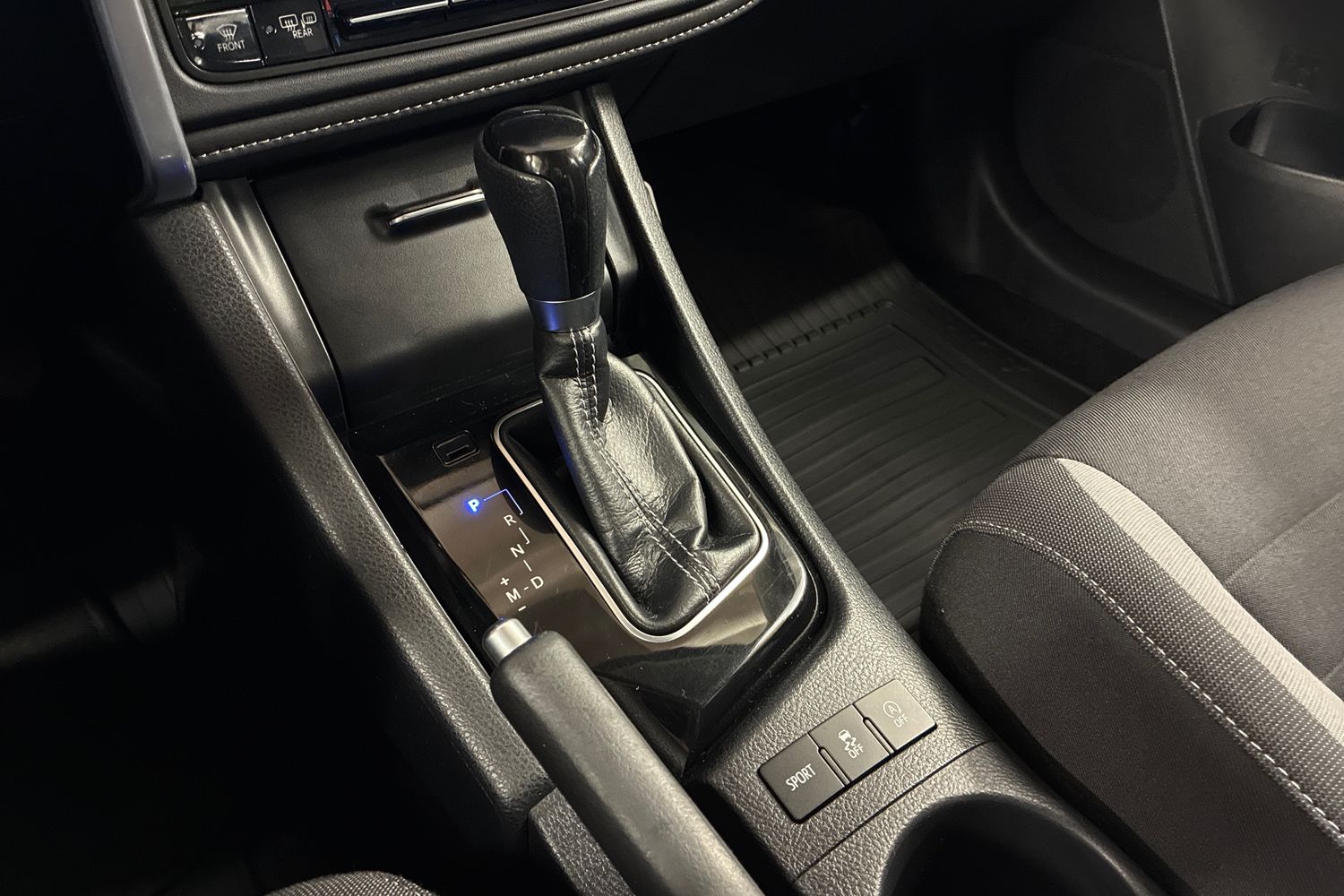 Toyota Auris 2016