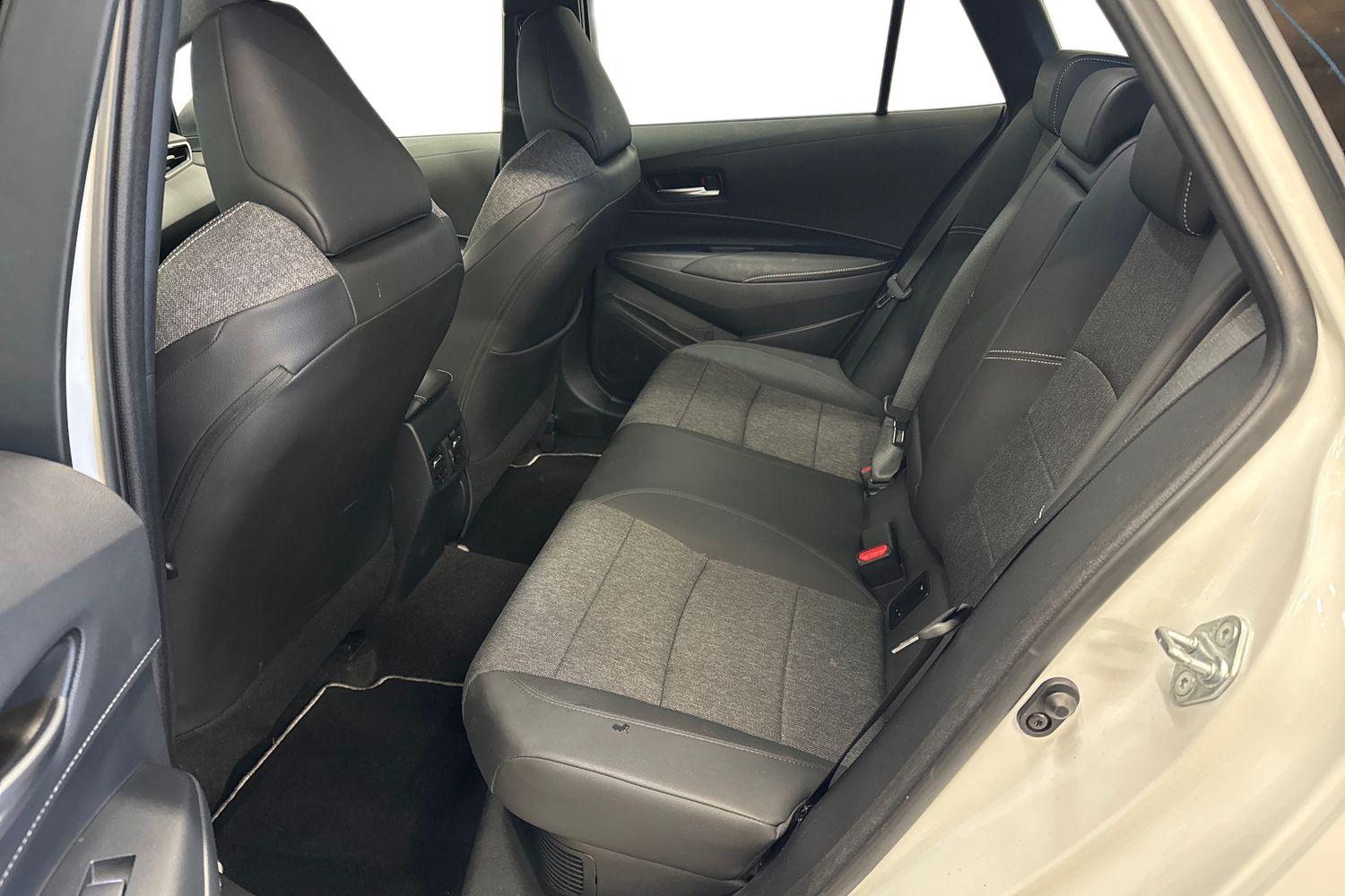 TOYOTA COROLLA 2023