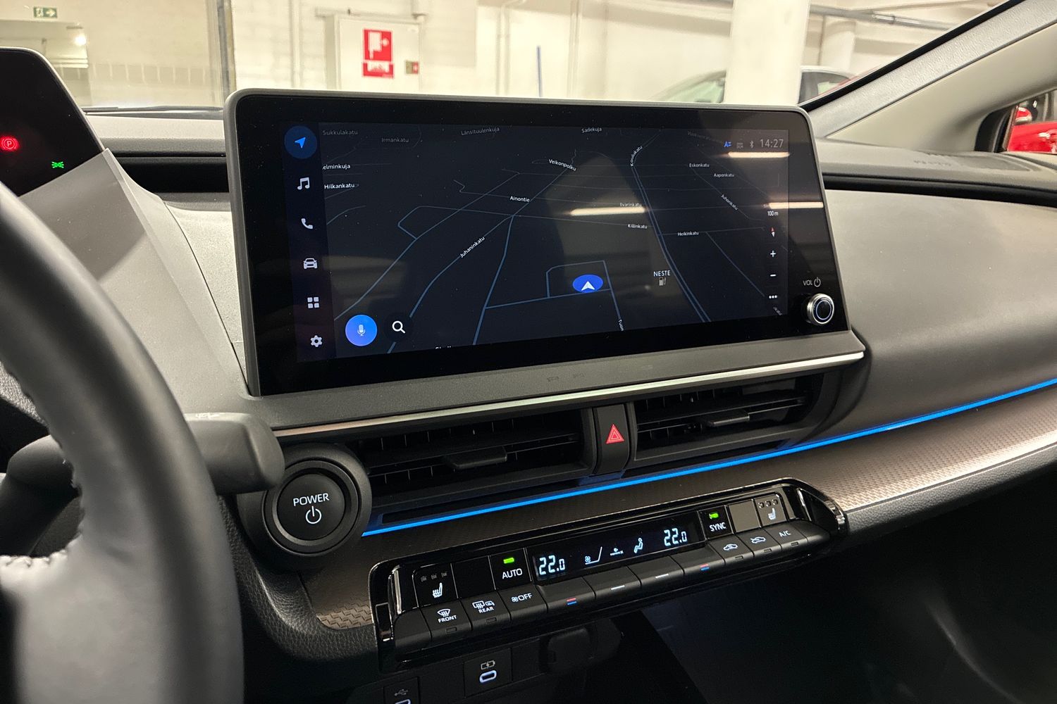 Toyota Prius Plug-in 2024