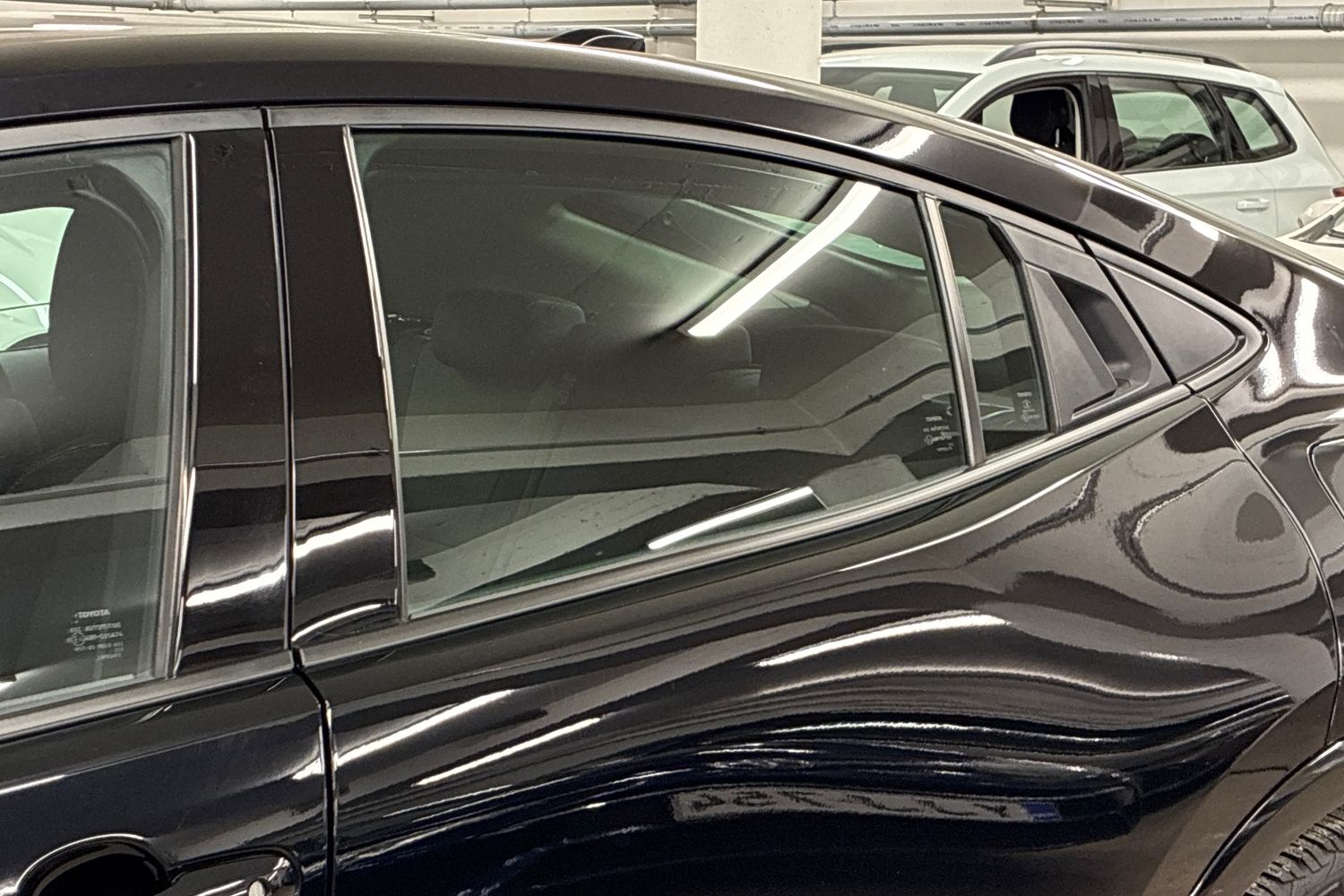 Toyota Prius Plug-in 2024