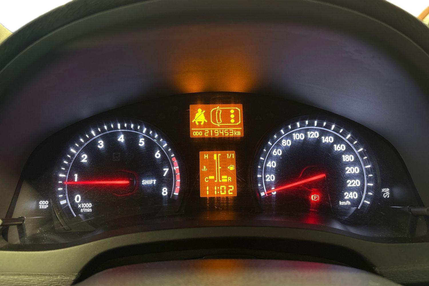 TOYOTA AVENSIS 2012
