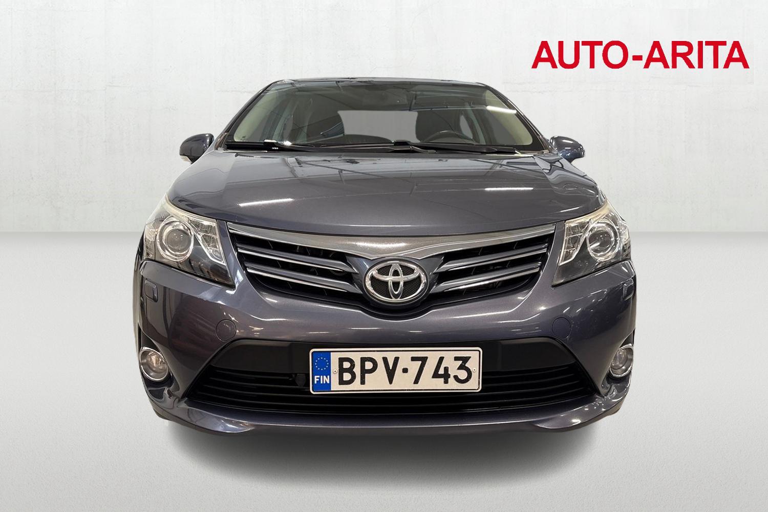 TOYOTA AVENSIS 2012