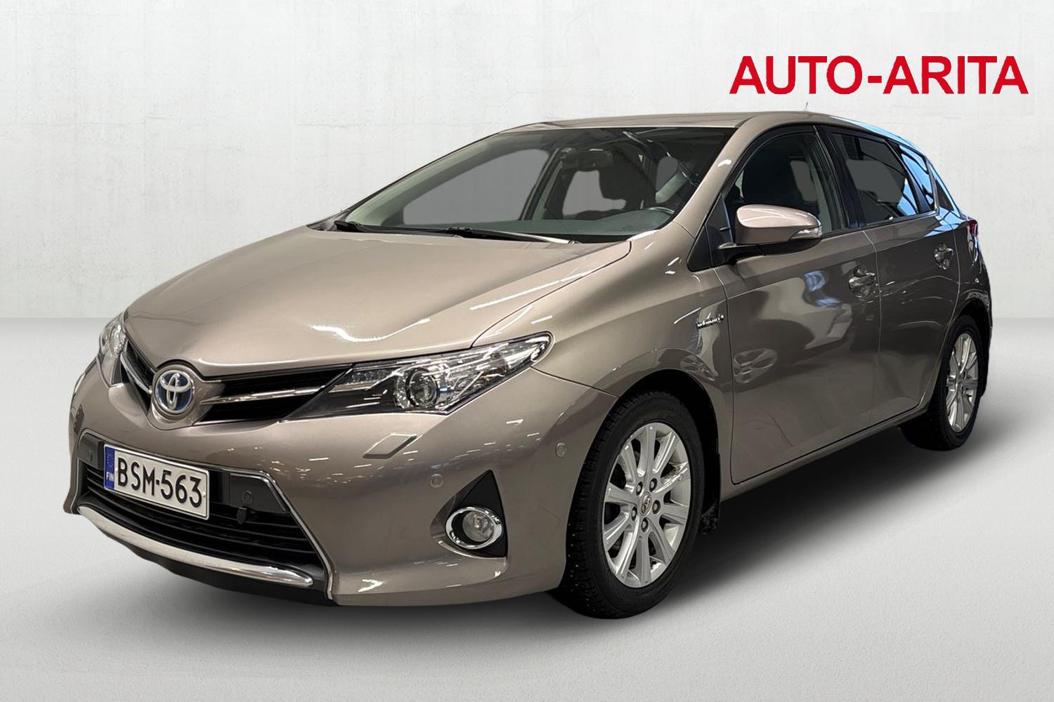 Toyota Auris 2015