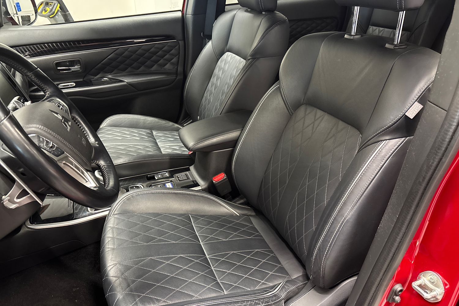 Mitsubishi Outlander PHEV 2020