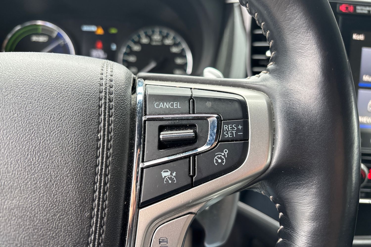 Mitsubishi Outlander PHEV 2020